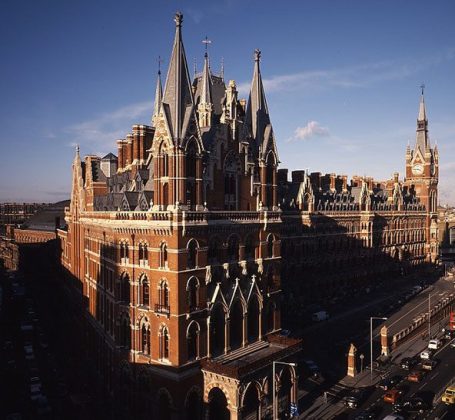 st-pancras-chambers-london-westmorland-green-extra-strong-grade-slates-1